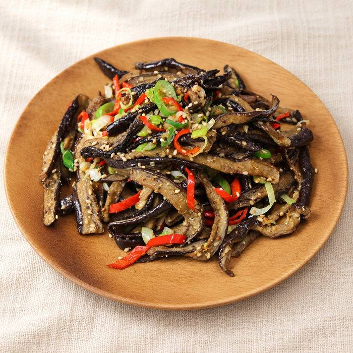 건가지 나물 볶음 Seasoned Dried Eggplant